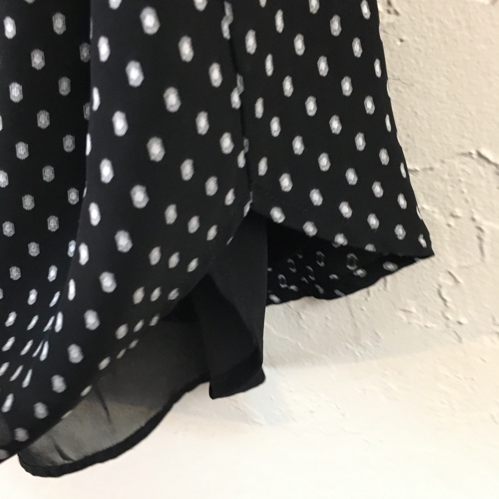 Loft Polka Dot Flutter Sleeve Blouse Large Black Office Work Wear Business - Picture 5 of 9